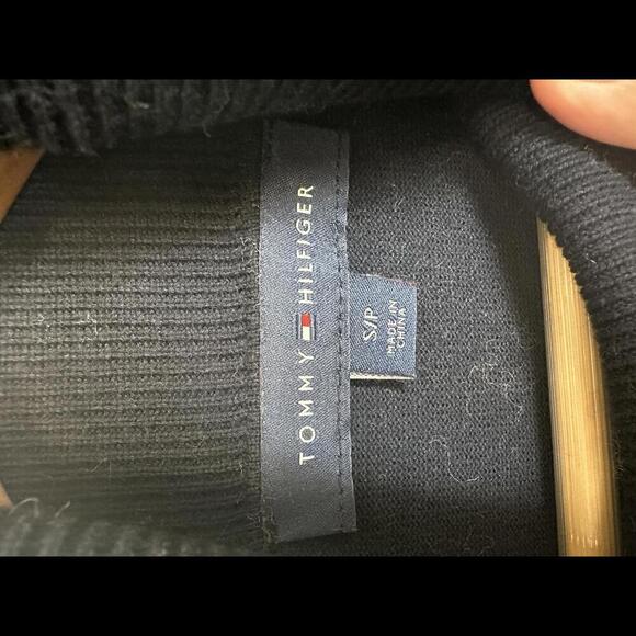 Vintage 90s Tommy Hilfiger Turtleneck Colorblock Crest Sweater SIZE S - Picture 6 of 6